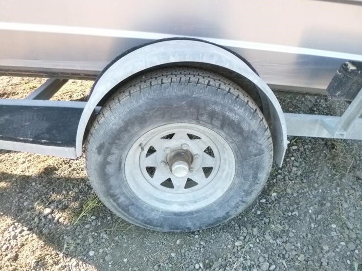 2001-unknown-trailer-image-34