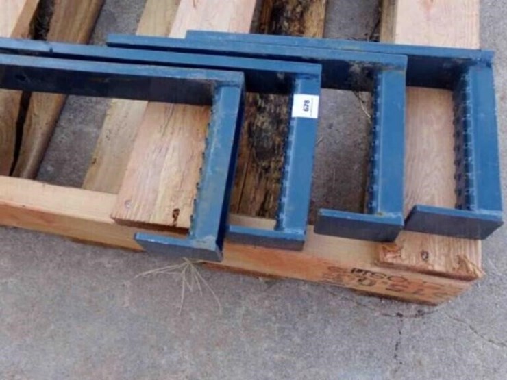 3--metal-steps-8"-wide-x-15½-"-tall-image-1