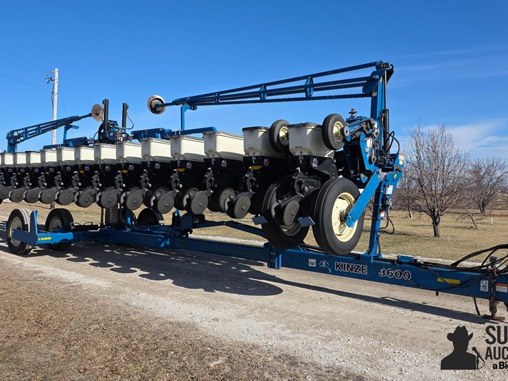 kinze-3600-image-3