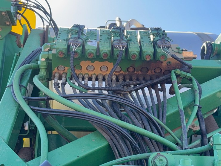 2005-john-deere-4920-image-46