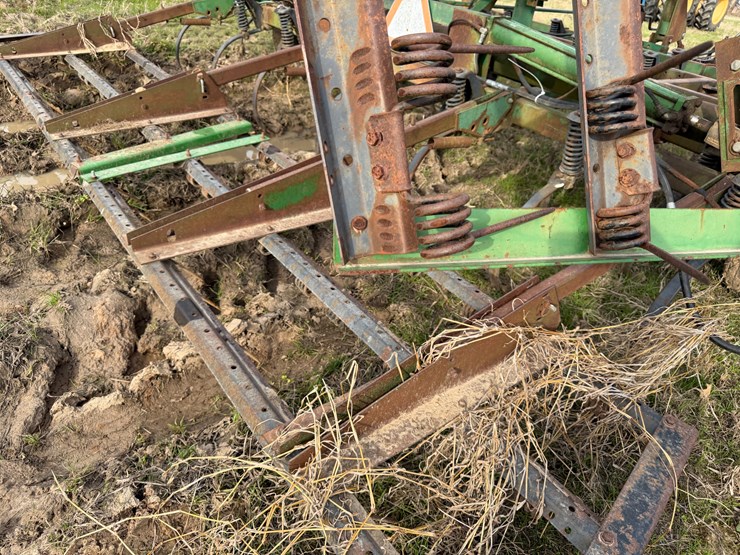 john-deere-38-image-19