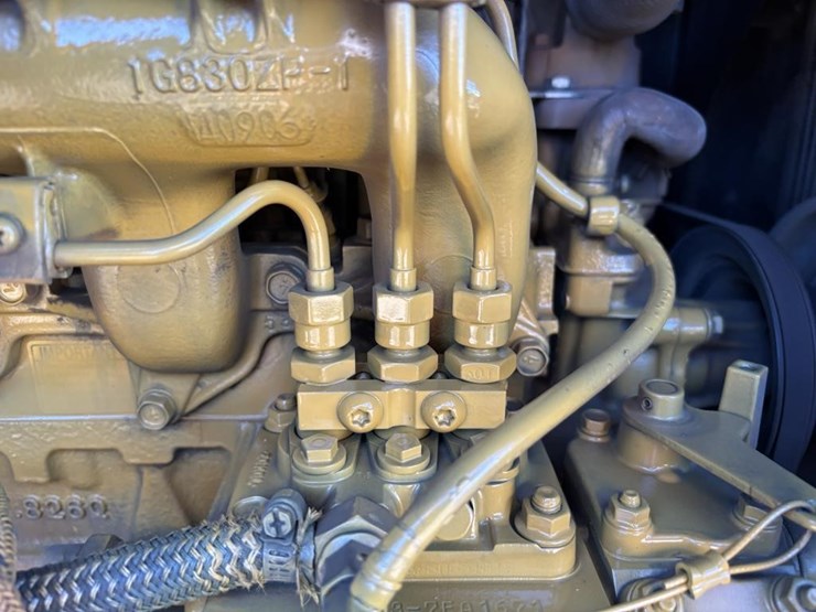 caterpillar-303.5-image-50