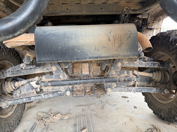 john-deere-gator-image-11