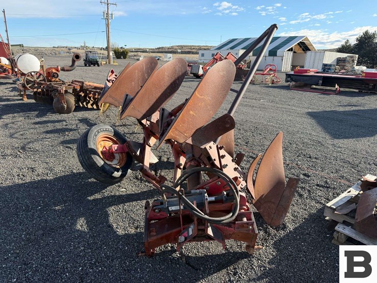 massey-ferguson-57-image-4