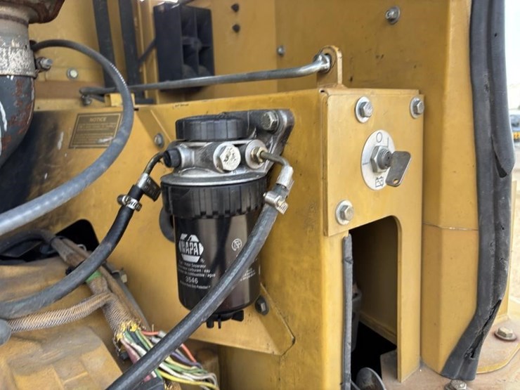 caterpillar-it14g-image-56