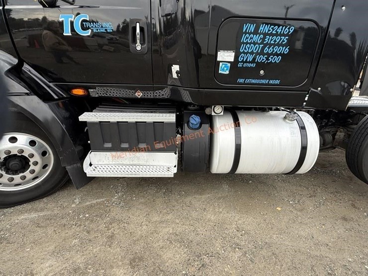 2017-international-prostar-image-14