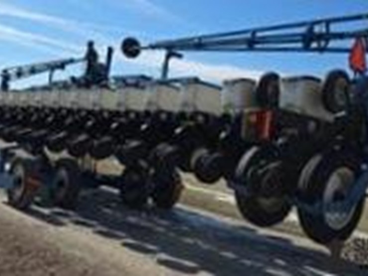 kinze-3600-image-7