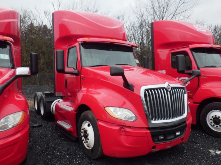 2018-international-prostar-image-4