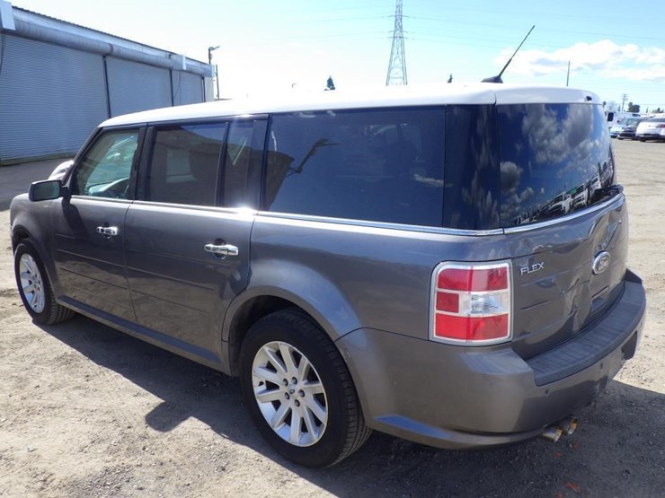 2009-ford-flex-image-4