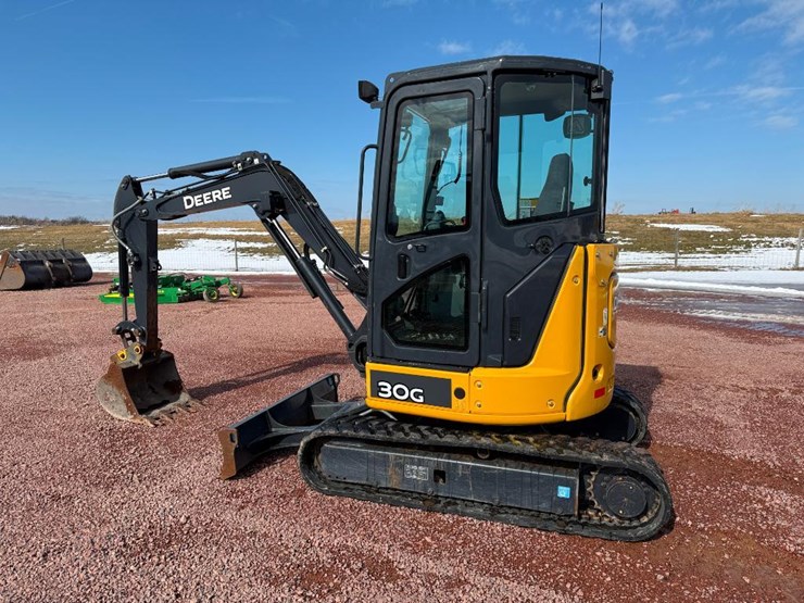 2021-deere-30g-image-5