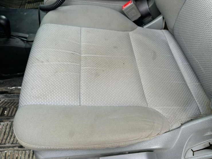 2018-chevrolet-silverado-2500hd-image-11