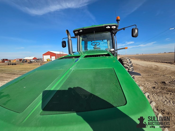 2013-john-deere-8285r-image-16