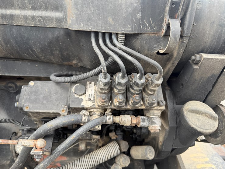 #40992-•-duetz-d914l04-4-cyl-power-unit-w/-trailer-image-19