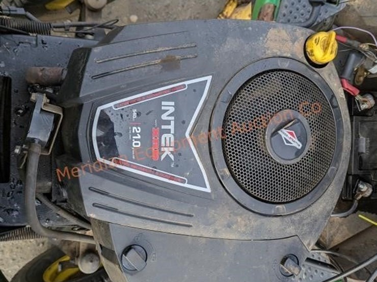 john-deere-l118-image-15