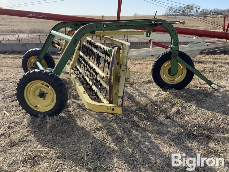 john-deere-670-image-4