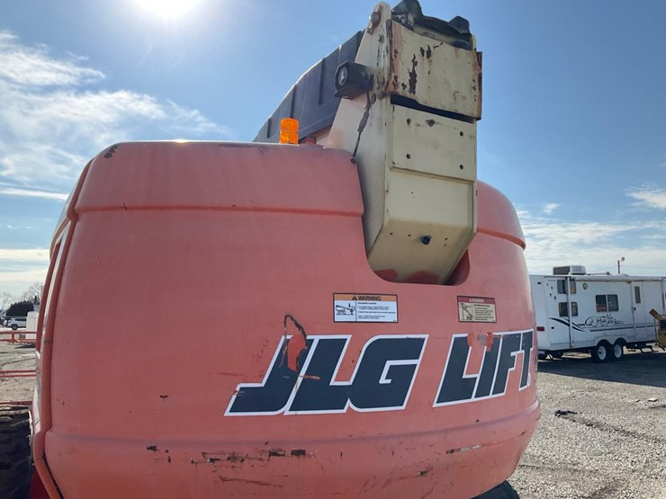 2004-jlg-600s-image-40
