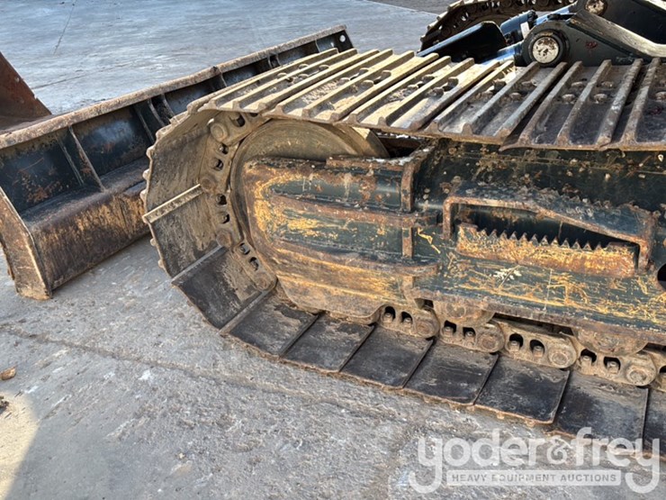 2019-hyundai-hx130-lcr-image-11