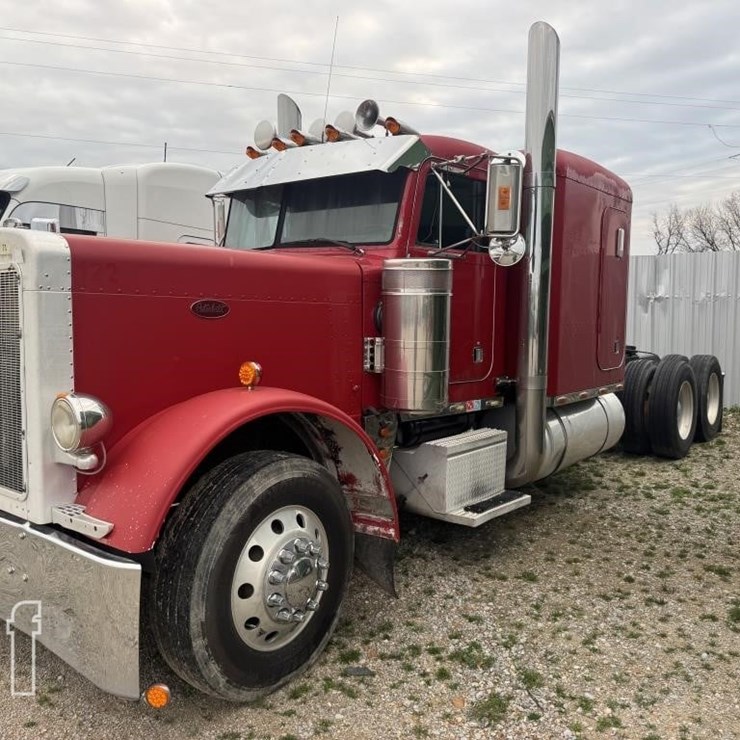 1993 PETERBILT 379