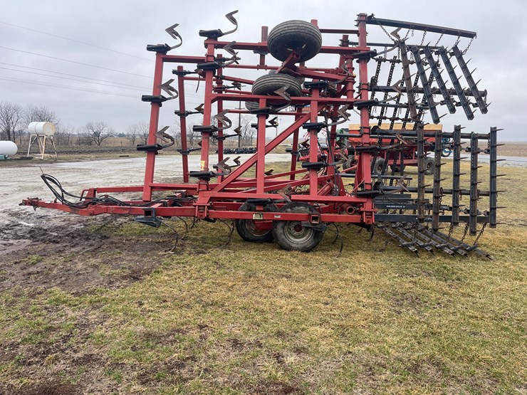 case-ih-4300-image-2