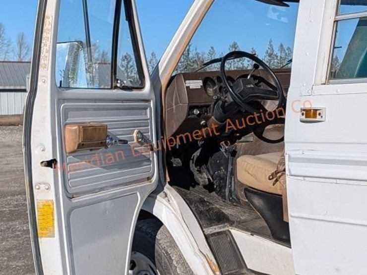 1987-gmc-3500-image-14