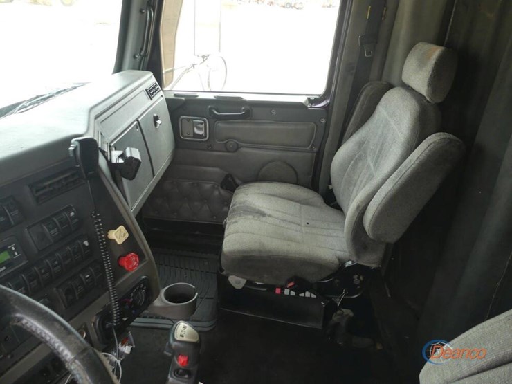 2001-western-star-4964ex-image-16