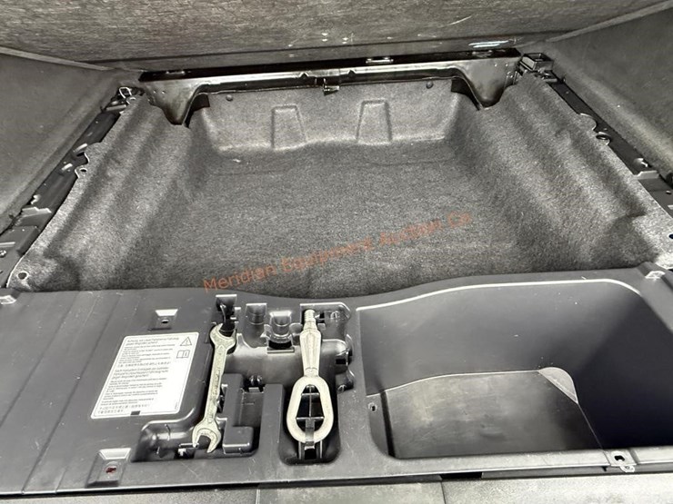 2010-bmw-x5-image-24