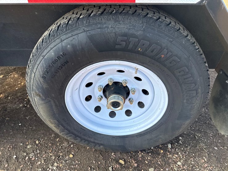 2013-meridian-240-image-16