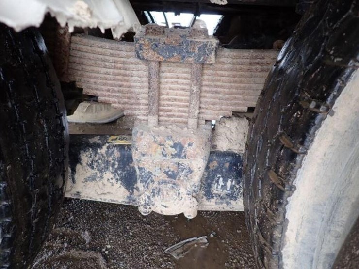 2002-sterling-l9500-image-89