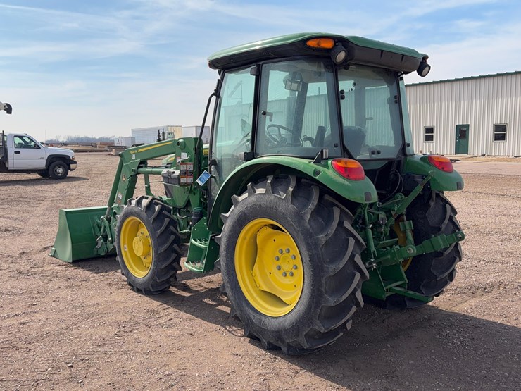2023-john-deere-5060e-image-6