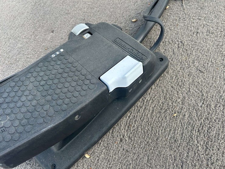 1999-bass-tracker-pro-team-165-boat-w/trailer-image-30