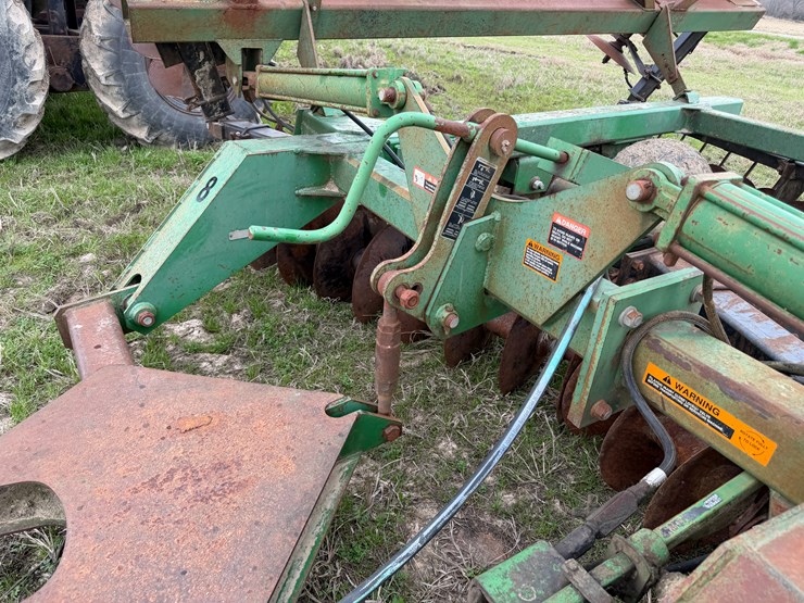 john-deere-36-image-32