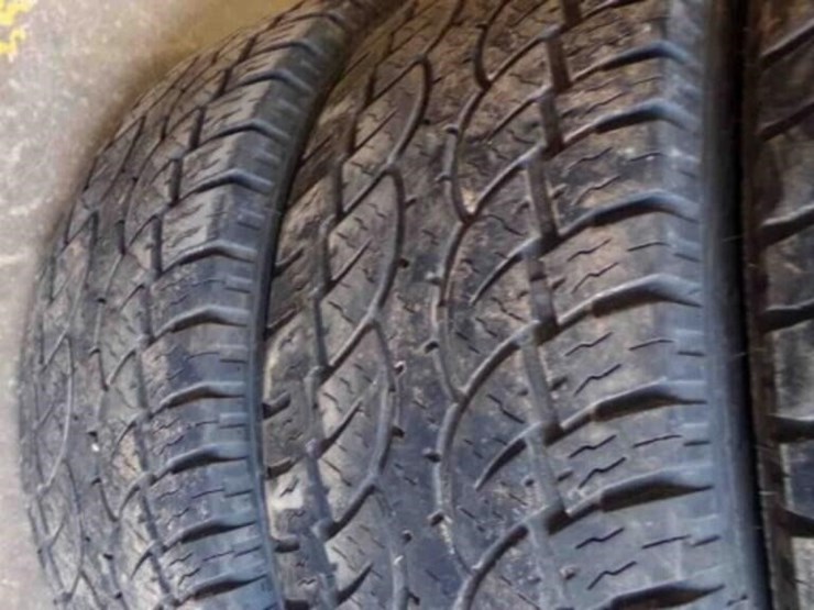 4-265/60r-18-tires-one-has-been-patched-good-image-3