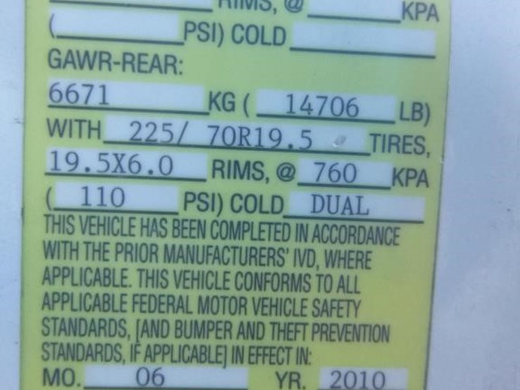 2010-ford-f550-image-36