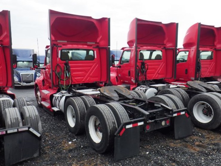 2018-international-prostar-image-10