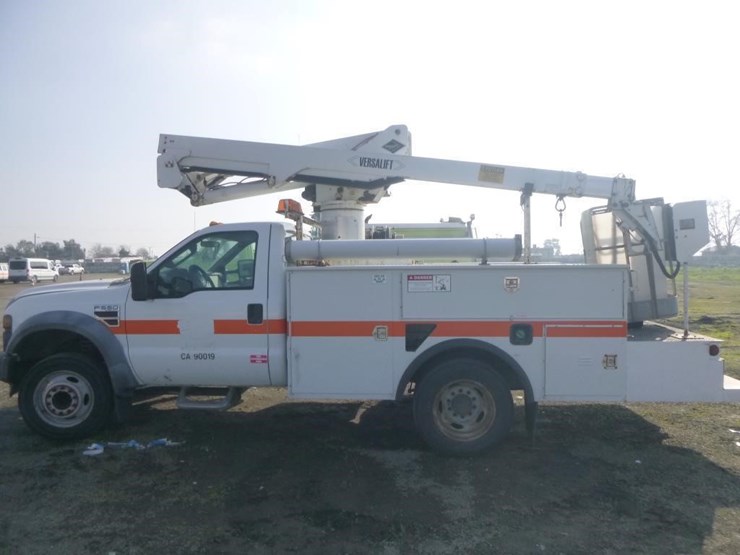 2010-ford-f550-image-6