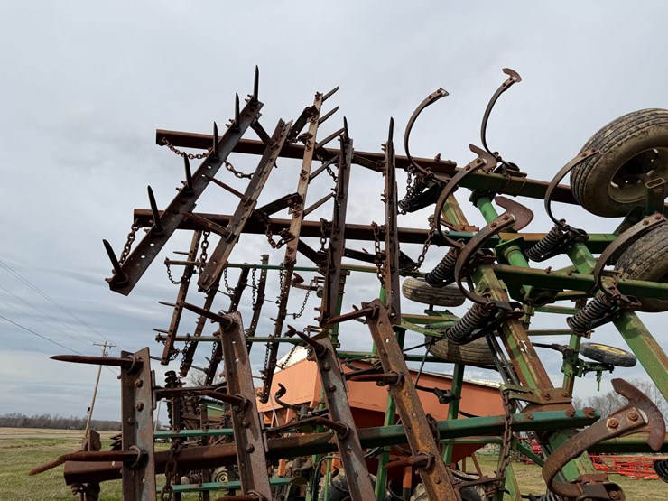 john-deere-40-image-17