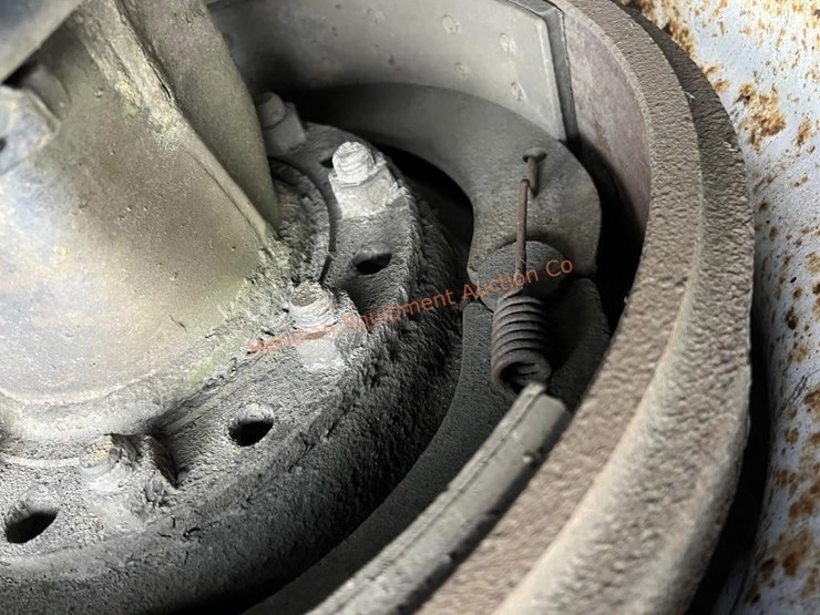 2012-kenworth-t600-image-21