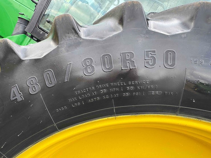 2013-john-deere-8235r-image-15