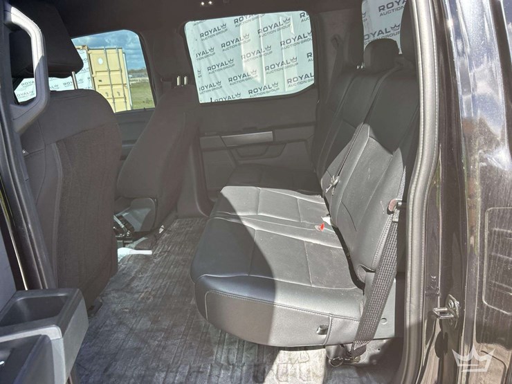 2022-ford-f150-image-23