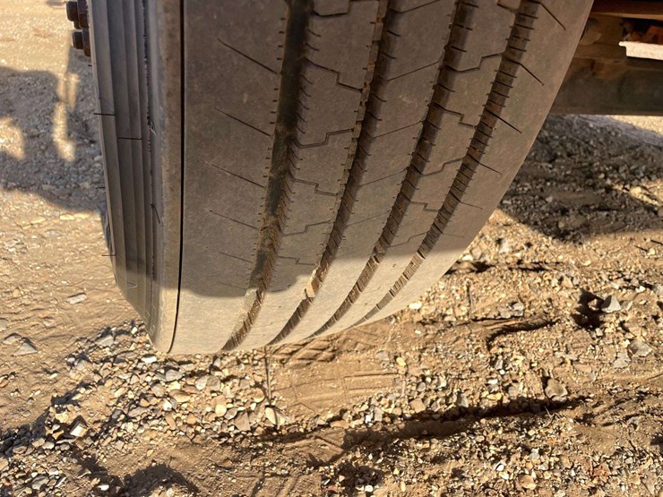 2007-international-durastar-4300-image-24