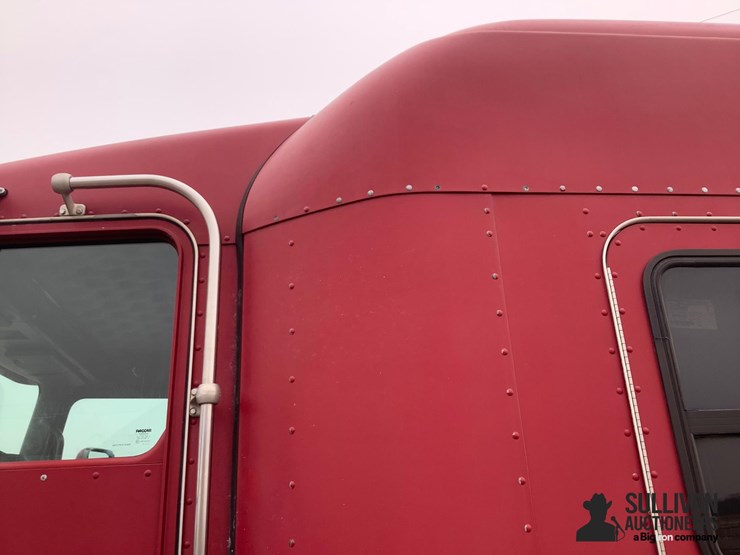 2009-kenworth-t660-image-15