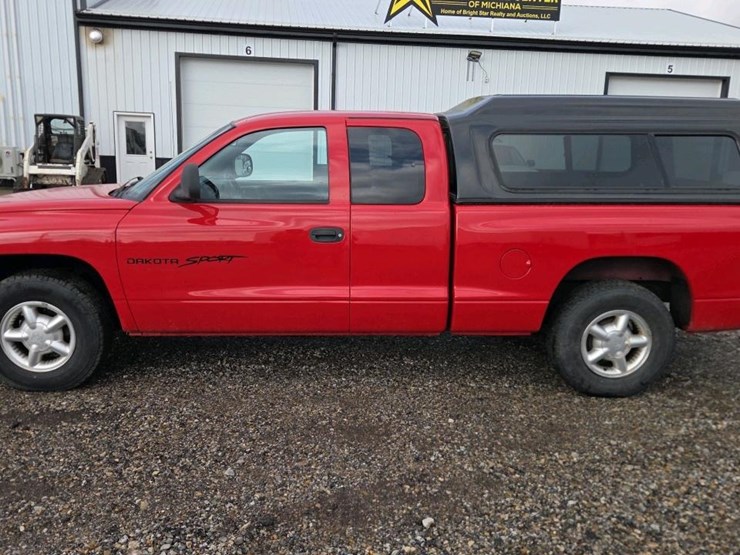1997-dodge-dakota-sport-image-2