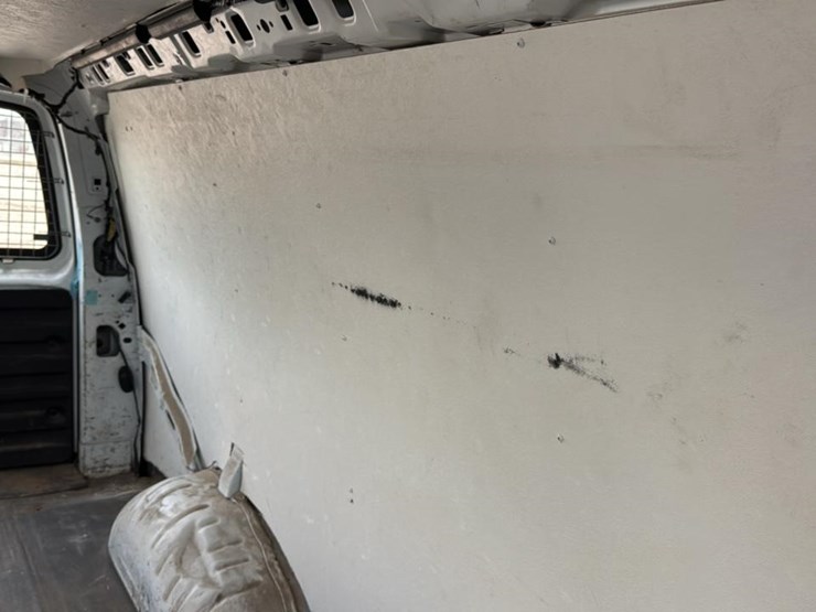 2008-gmc-3500-image-28