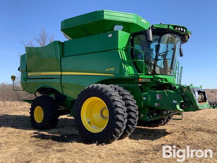 2021-john-deere-s770-image-3