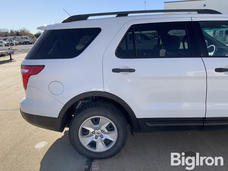 2013-ford-explorer-image-17