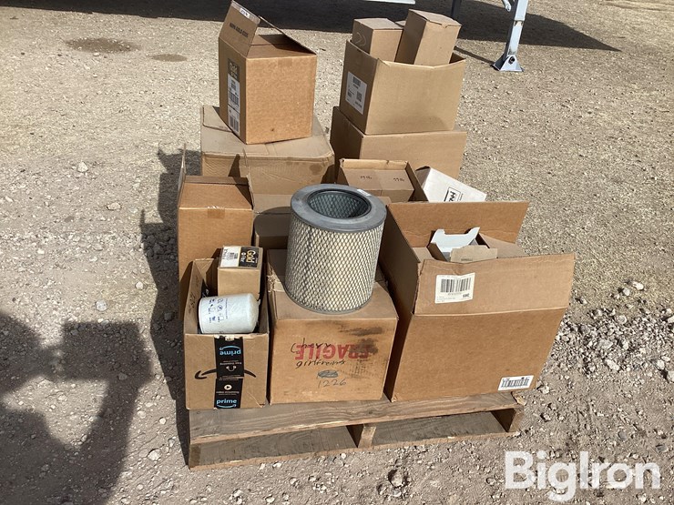 baldwin-/-napa-/-case-oil-&-air-filters-image-8