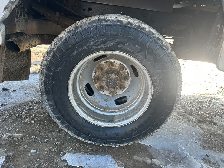 2015-ford-f350-image-60