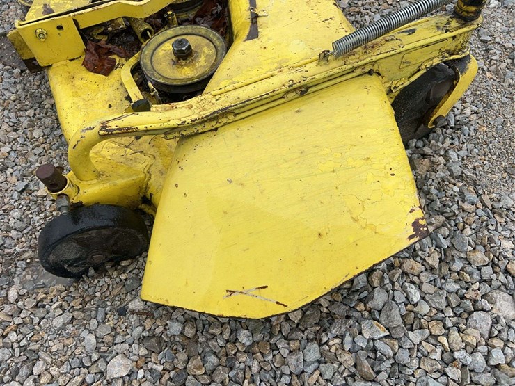 john-deere-72-image-11