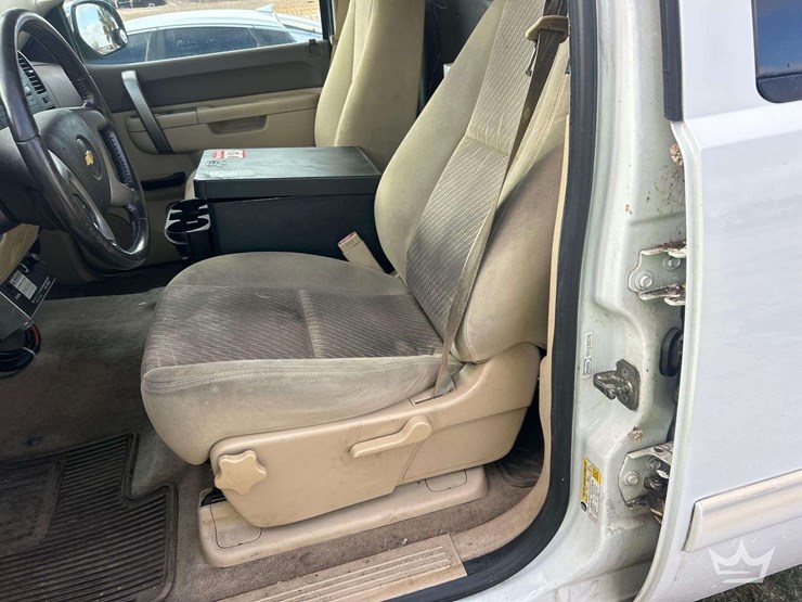 2012-chevrolet-silverado-1500-hybrid-image-14