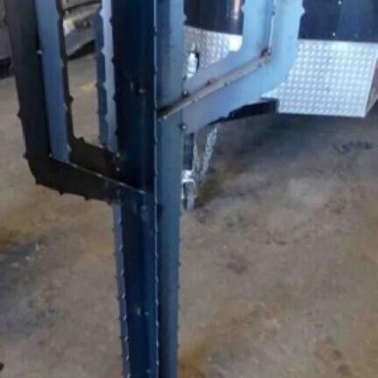 METAL CACTUS DÉCOR, 49" TALL, 16" WIDE